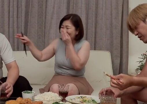 https://vjav.com/videos/607257/juan-014-a-mother-who-lifts-the-ban-on-anal-for-her-son/?promo=42123